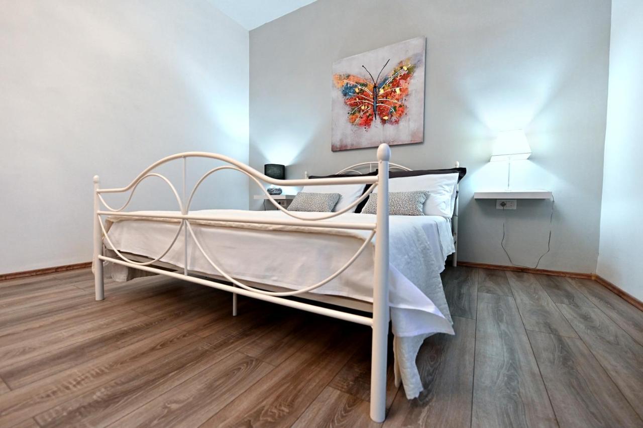 Studio Apartman Sandra, 이모츠키 외부 사진